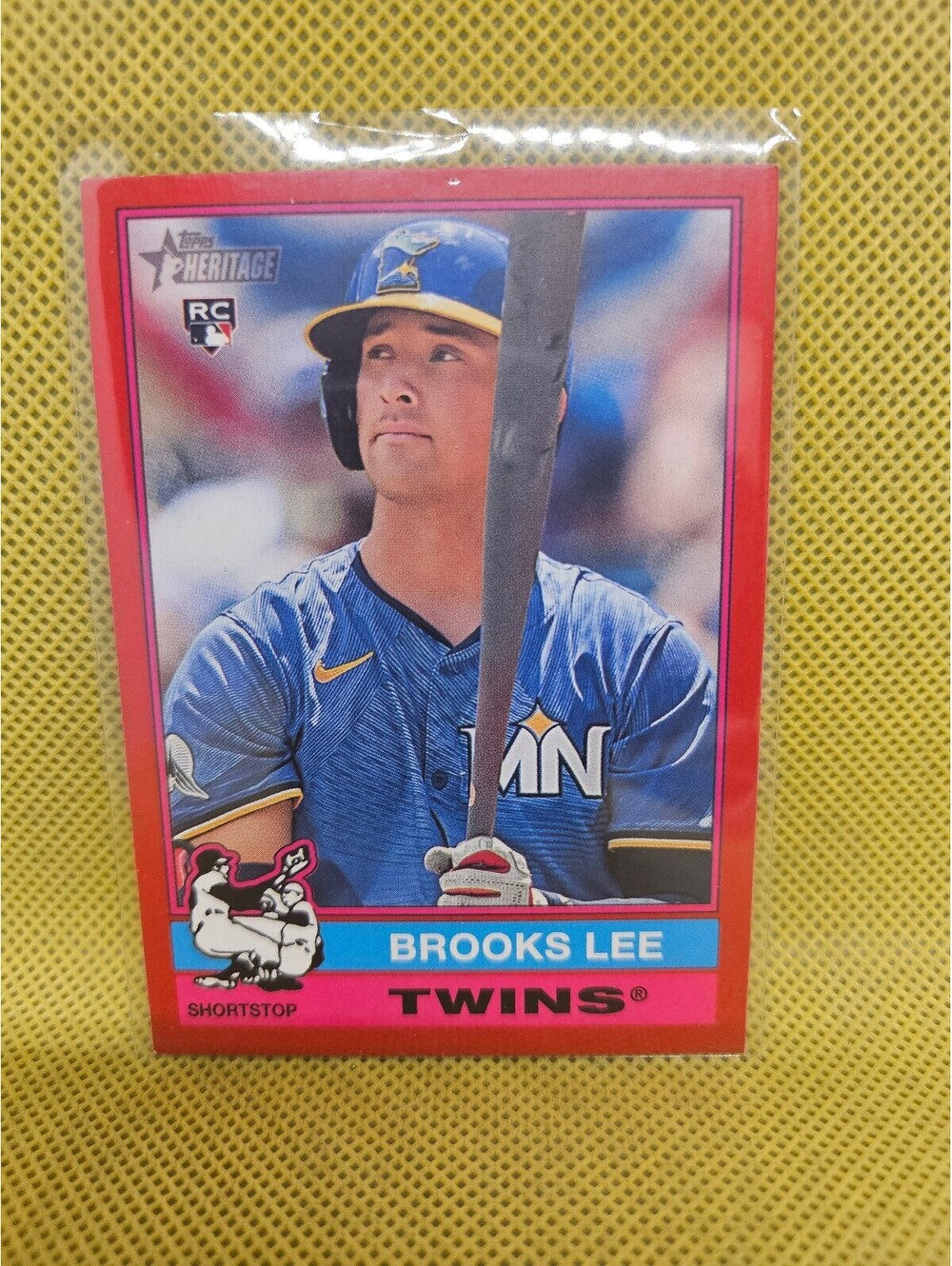 Brooks Lee (RC) [Red Border Insert] #63 - 2025 Topps Heritage - Minnesota Twins